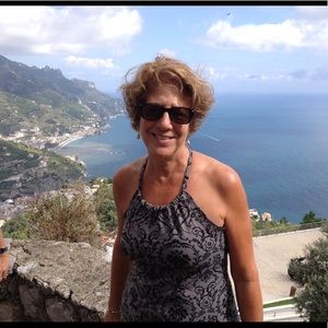 Meet your Posher, Tina